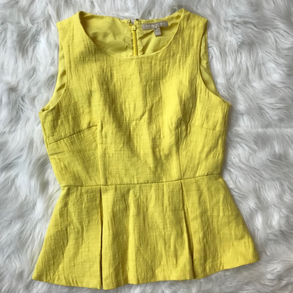 Yellow Banana Republic Top Sleeveless Size 4